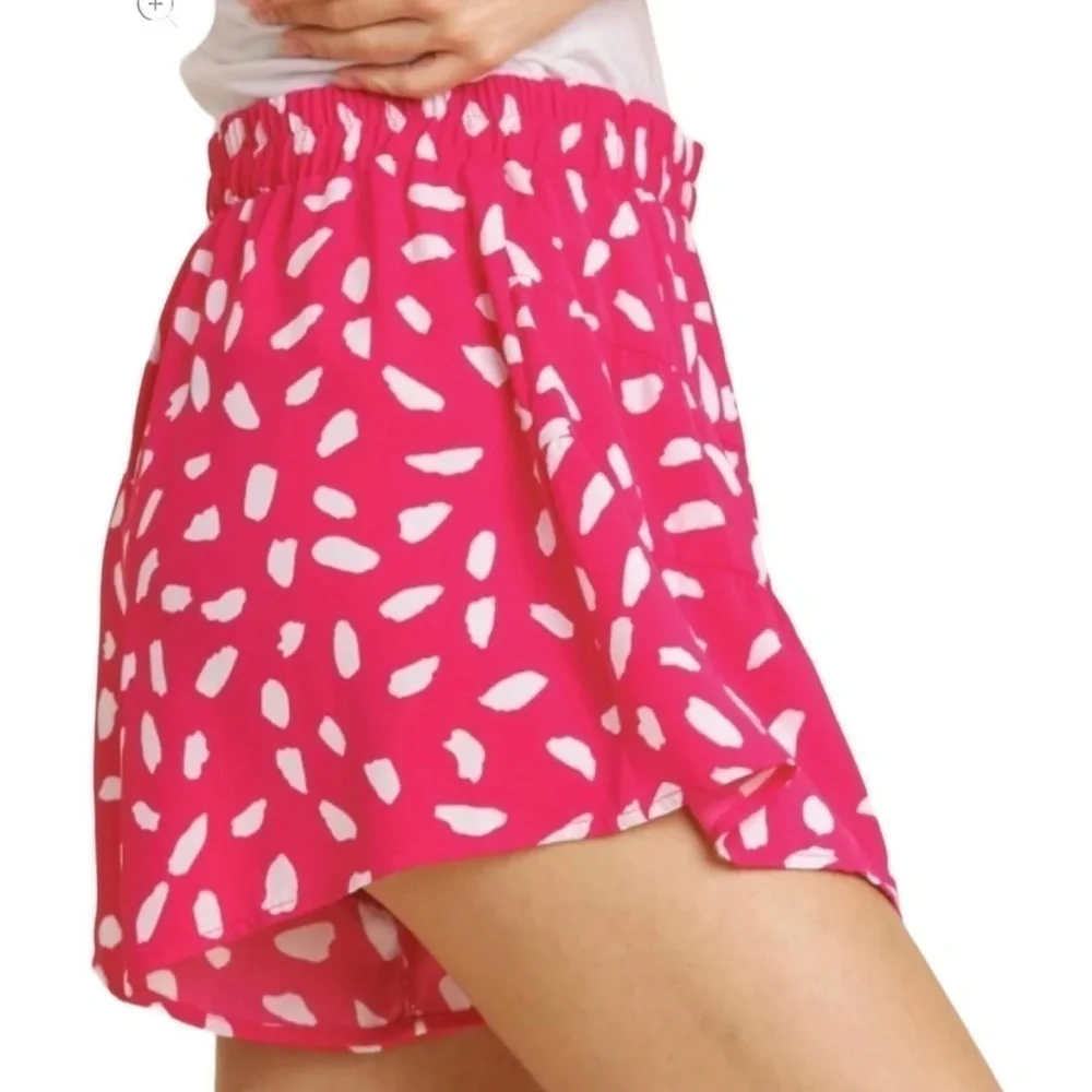 Umgee NWT Hot Pink Dalmatian Print Flounce Pull On Shorts Coquette Girl Size S